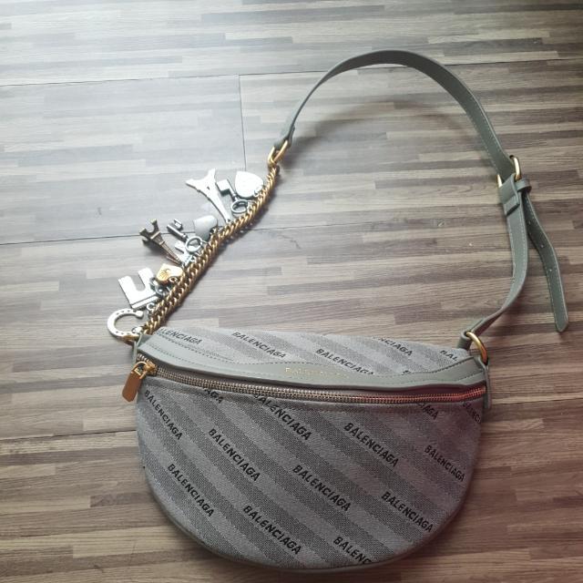 Balenciaga Bumbag Women S Fashion Women S Bags Wallets On