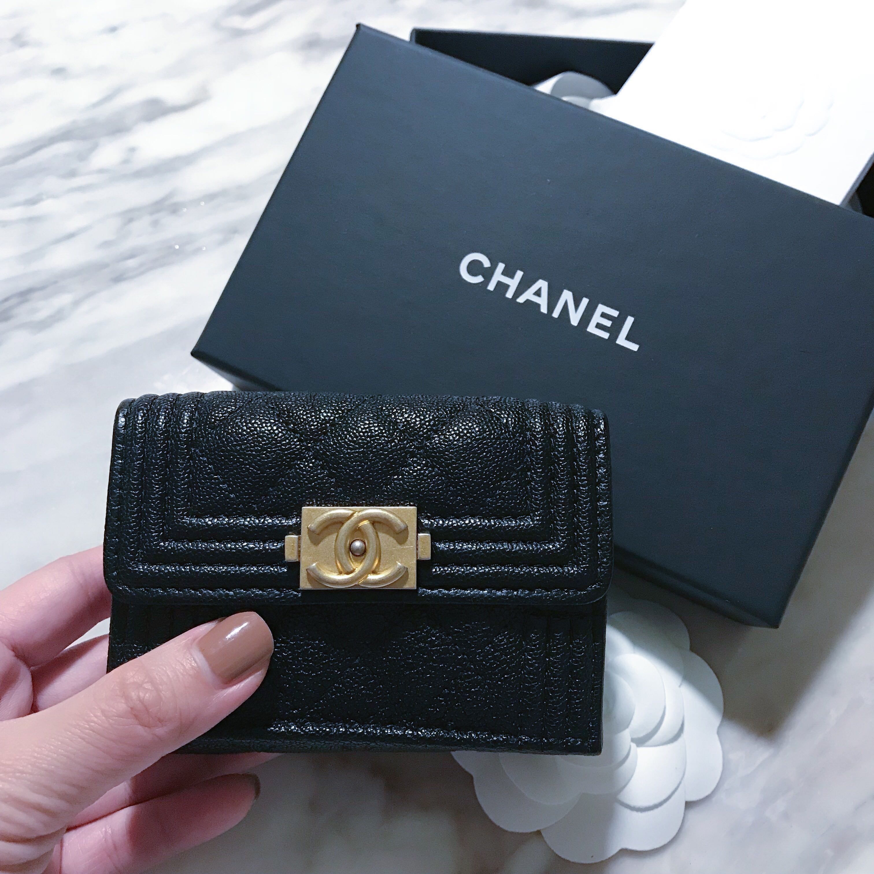 Chanel boy small flap wallet outlet