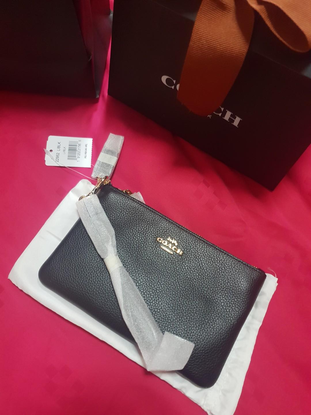 Coach Wristlet, Women's Fashion, Bags & Wallets, Purses & Pouches on