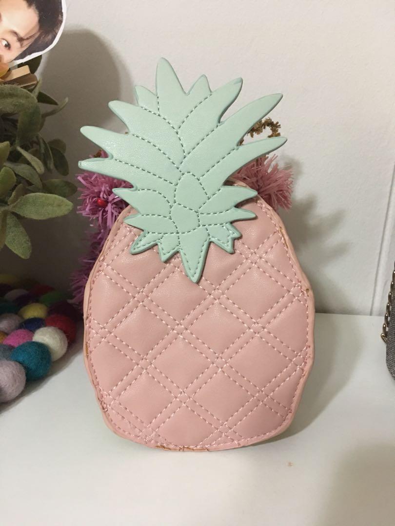 pineapple clutch bag