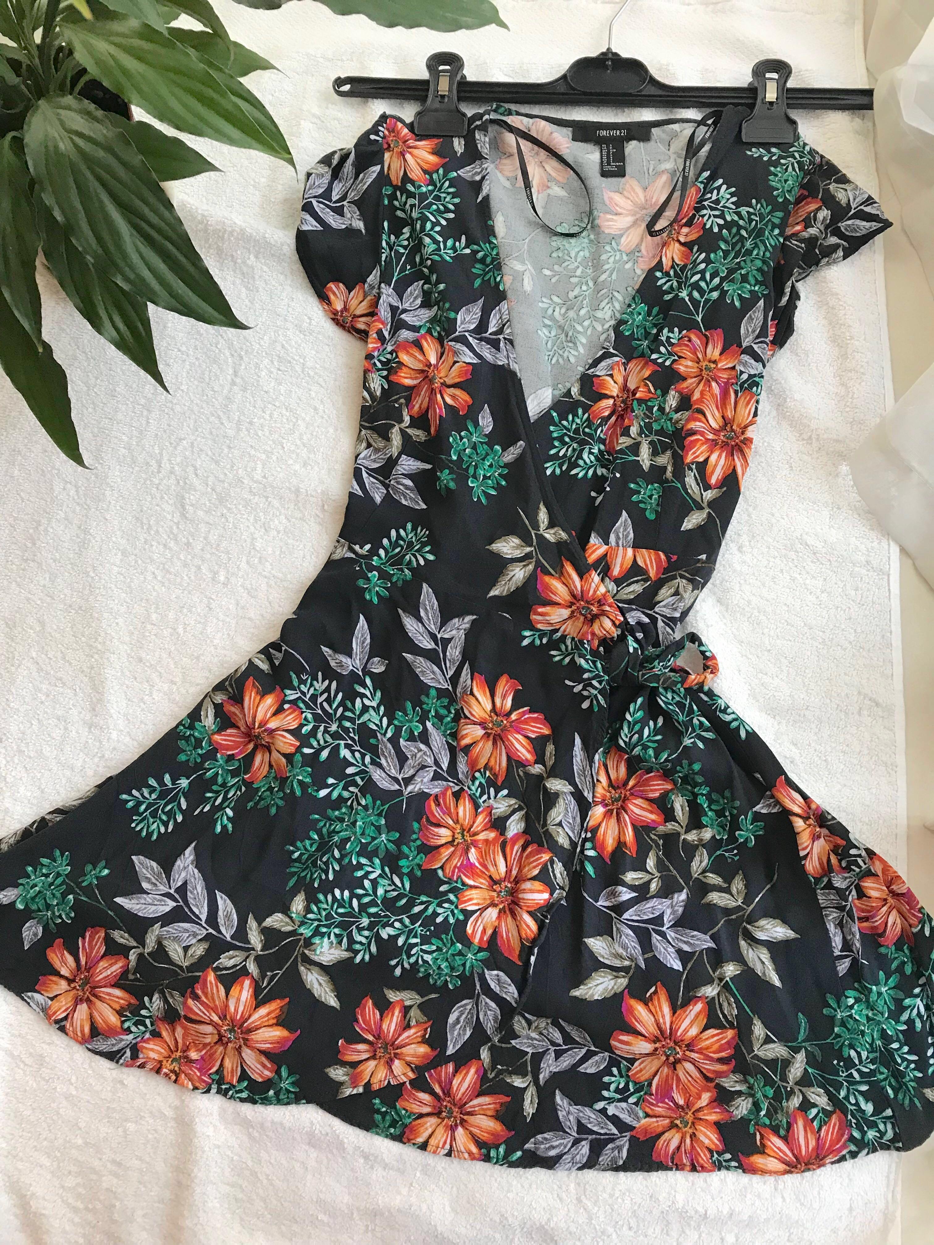 Forever 21 Floral Wrap Dress Women S Fashion Clothes Dresses Skirts On Carousell