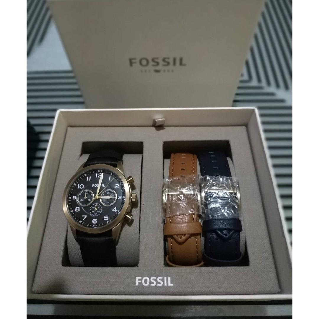 How To Set The Time And Chronograph On A Fossil Watch