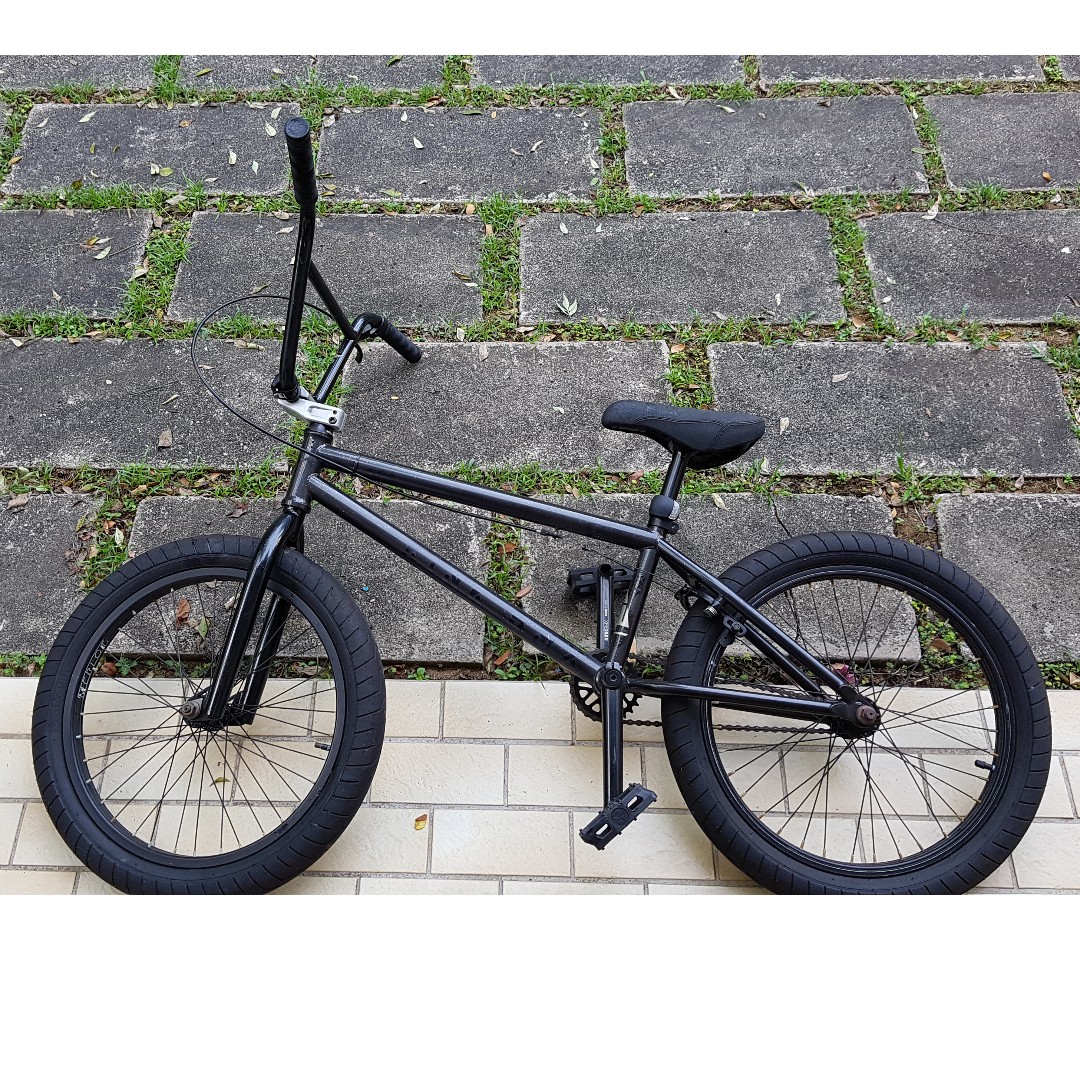 kink curb 2016