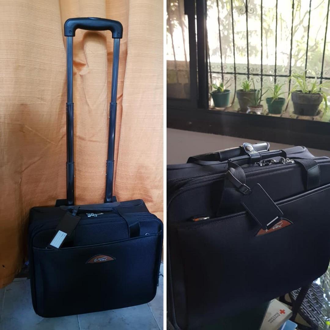 samsonite overnight bag