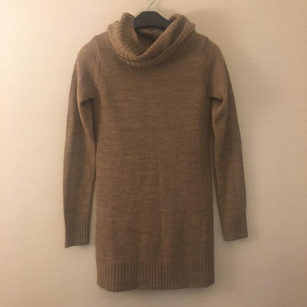 Shana brown knitted long sleeves (Category: Longsleeves) located in Quezon City. Submitted by snap_store (Listing ID 194930186, Image 1). Description: This beautiful knitted long sleeves is perfect for the cold season. #garagesale11.