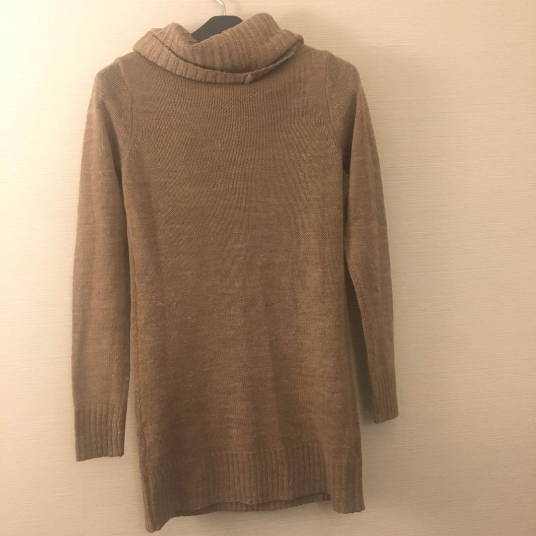 Shana brown knitted long sleeves (Category: Longsleeves) located in Quezon City. Submitted by snap_store (Listing ID 194930186, Image 2). Description: This beautiful knitted long sleeves is perfect for the cold season. #garagesale11.
