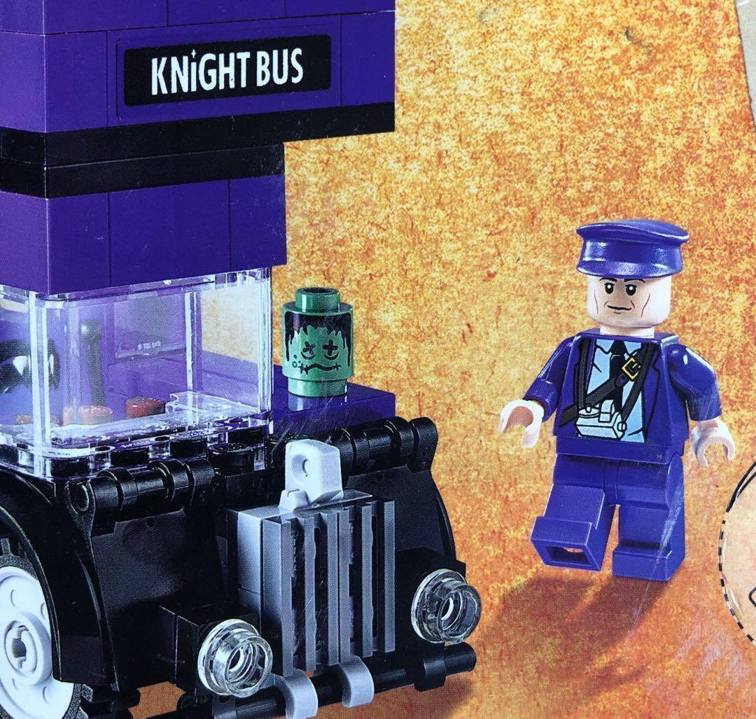 Lego knight on sale bus 2011