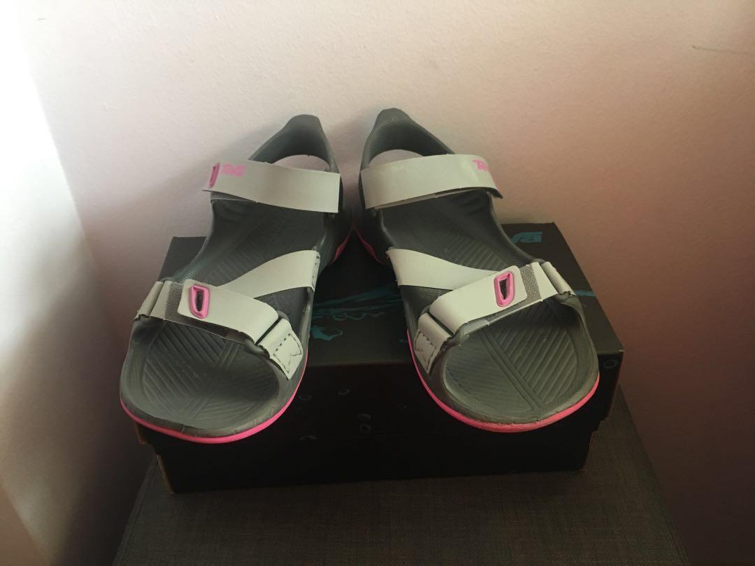 teva sandals usa