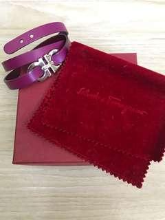 Ferragamo Gancini leather strap bracelet