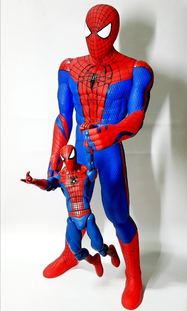 Giant spiderman figure clearance