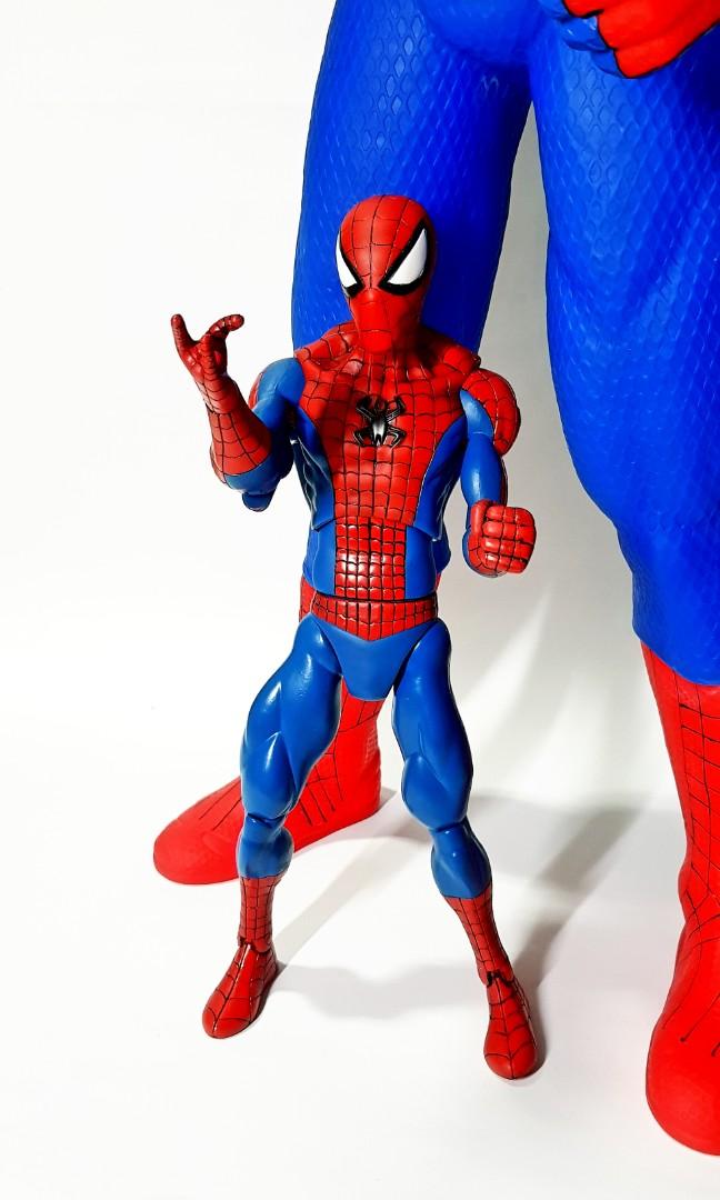 Large spiderman on sale figure 78cm