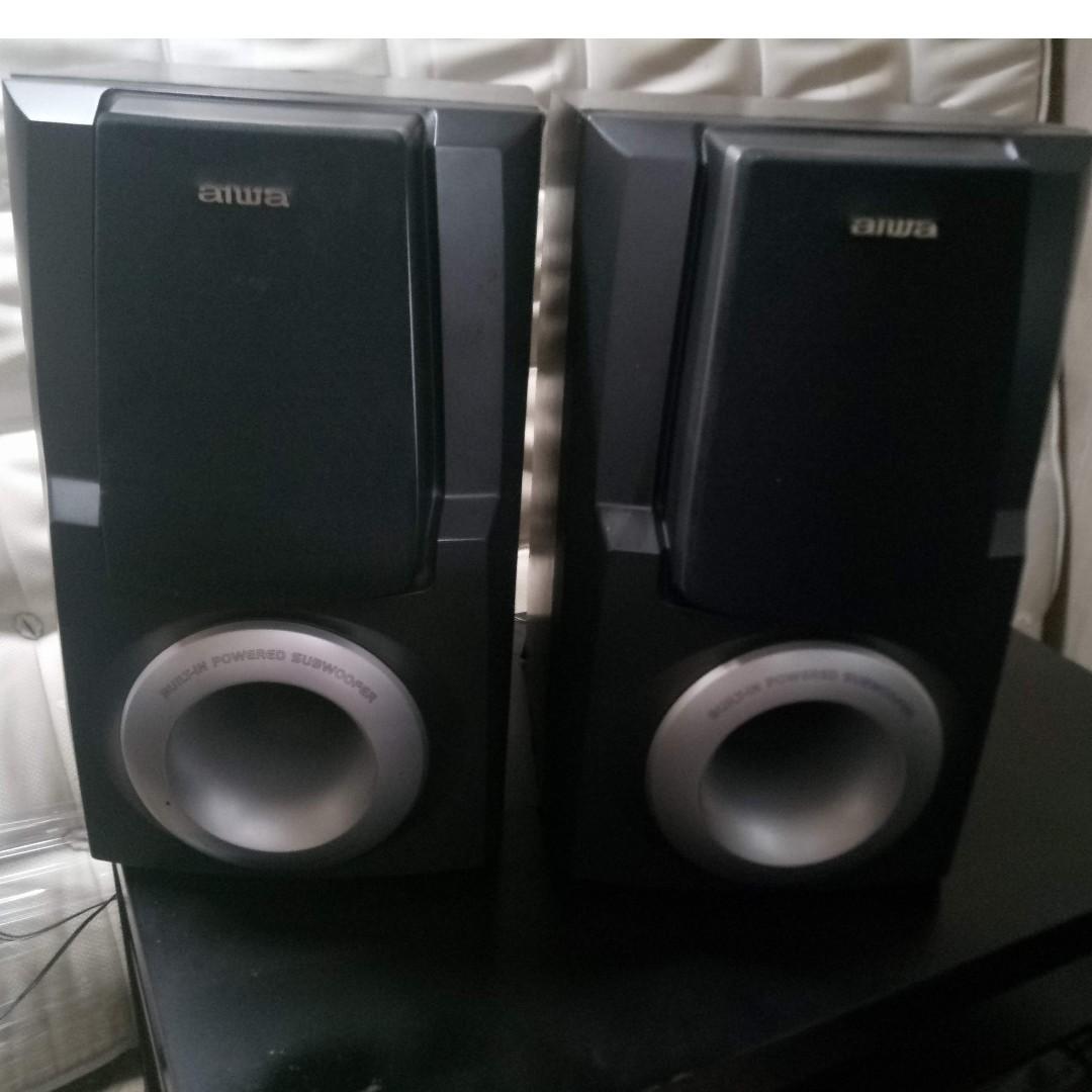 Aiwa Super Woofer Speakers