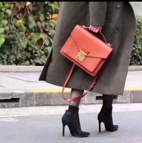 Monceau cloth handbag Louis Vuitton Brown in Cloth - 27471883