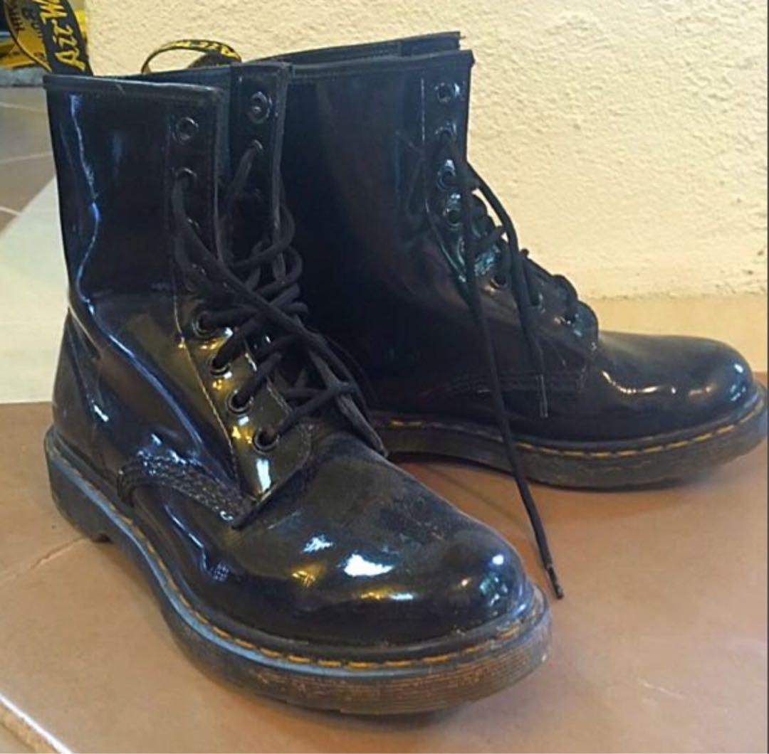 shiny black docs