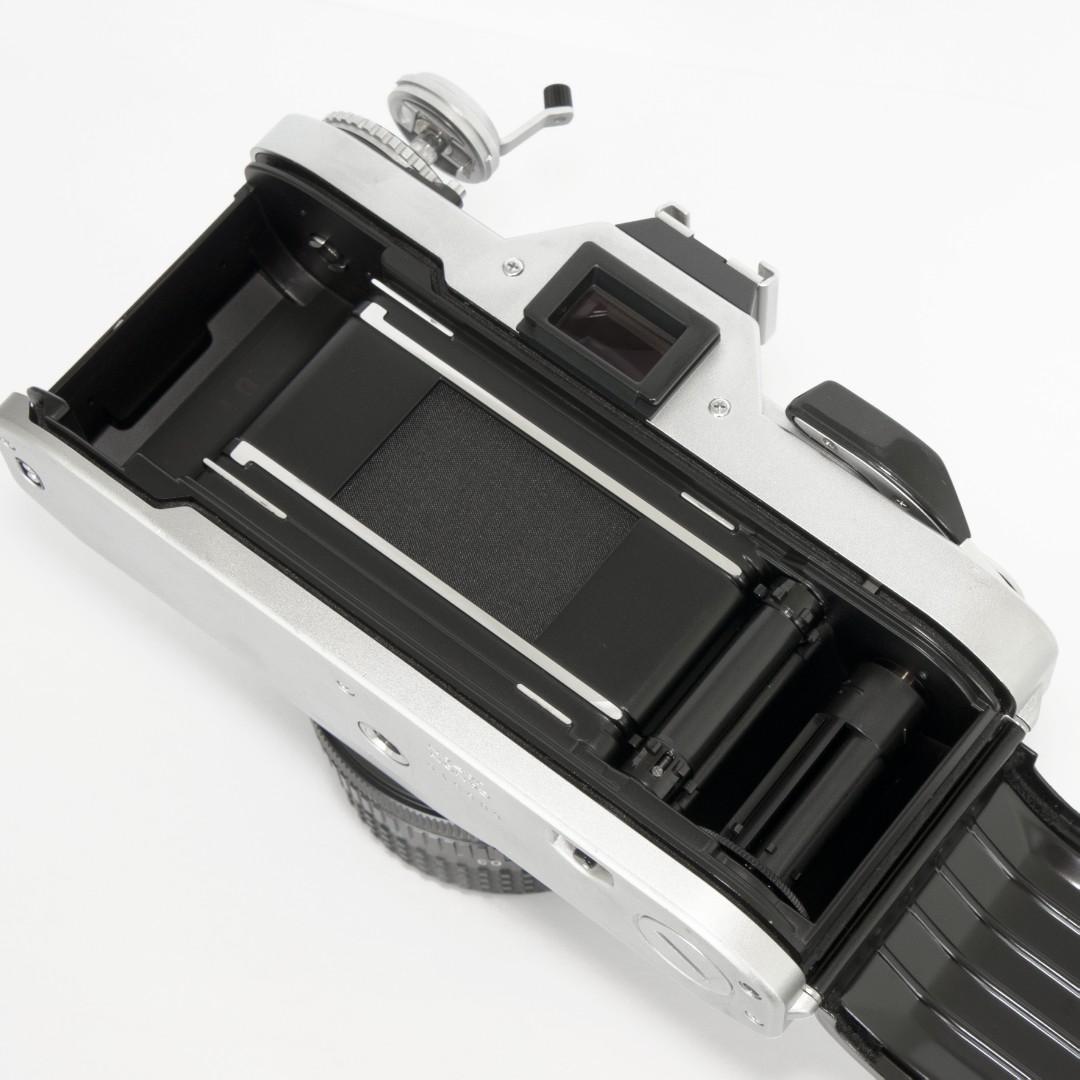 Canon AV1 35mm Film Camera (Aperturepriority brother of AE1) + Canon