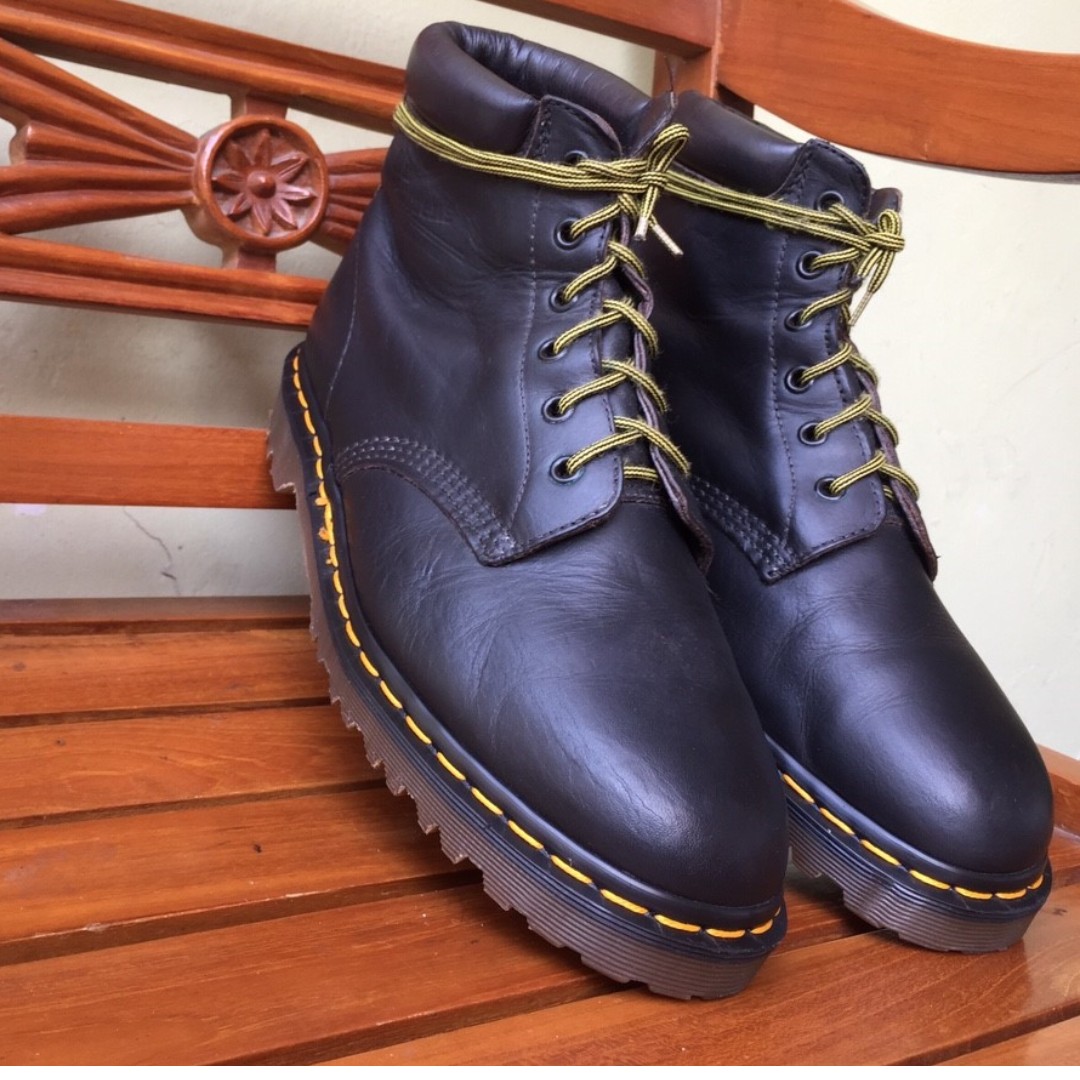 Dr martens saxon 939 2025