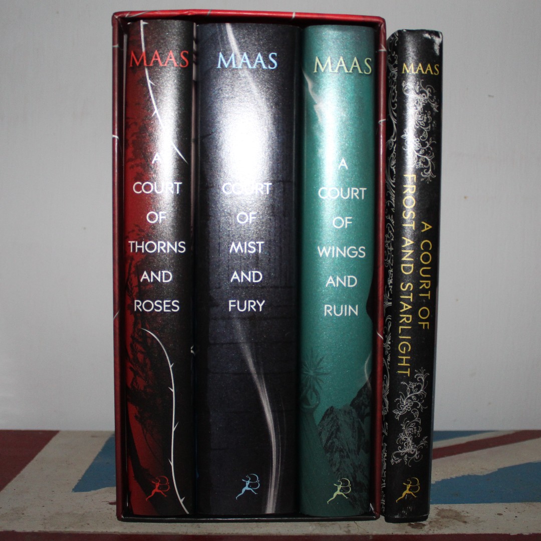 English Book A Court Of Thorns And Roses Box Set A Court Of Frost And Starlight Hardcover By Sarah J Maas Buku Alat Tulis Buku Di Carousell