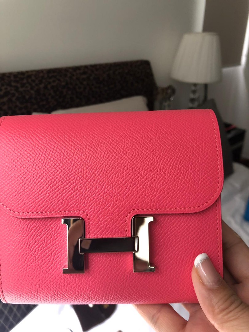 constance compact wallet