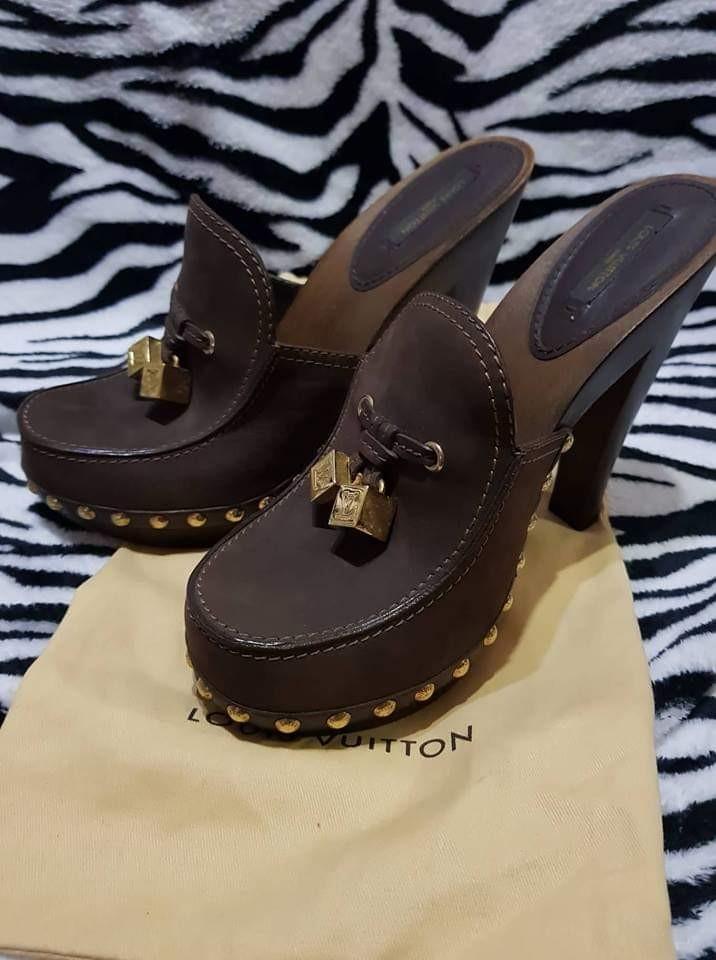 Leather mules & clogs Louis Vuitton Brown size 37 EU in Leather