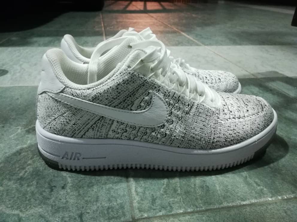 nike air force 1 flyknit womens gold