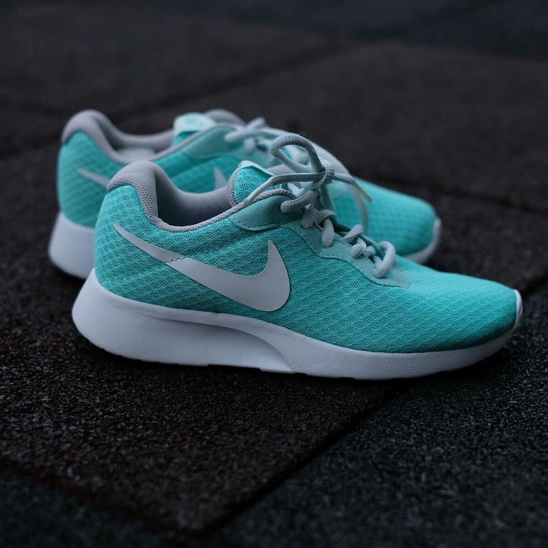 Nike shop tanjun tosca