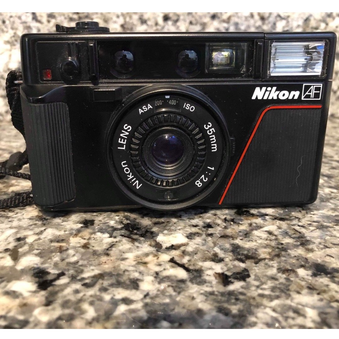nikon l35af 35mm point & shoot film camera