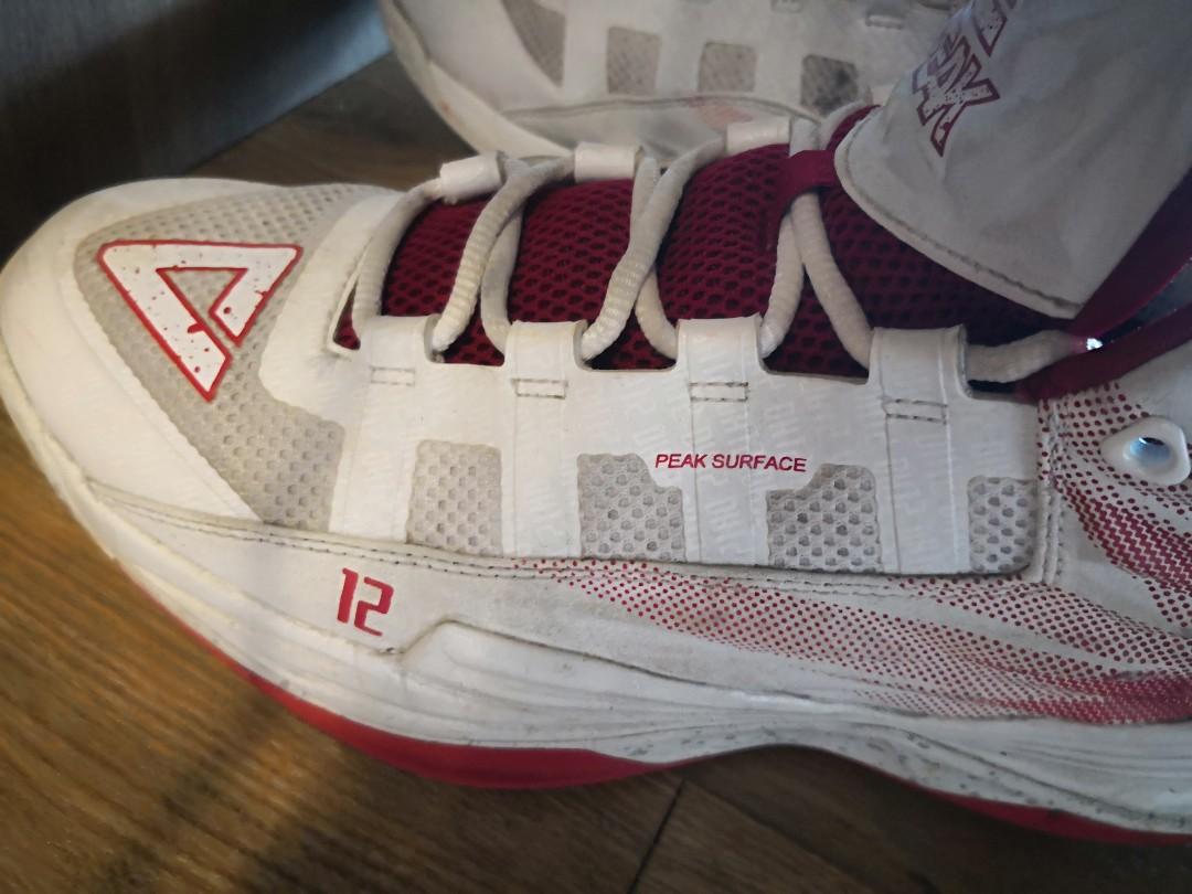 PEAK DWIGHT HOWARD 1 Basketball Shoes Men s Fashion Footwear Sneakers on Carousell