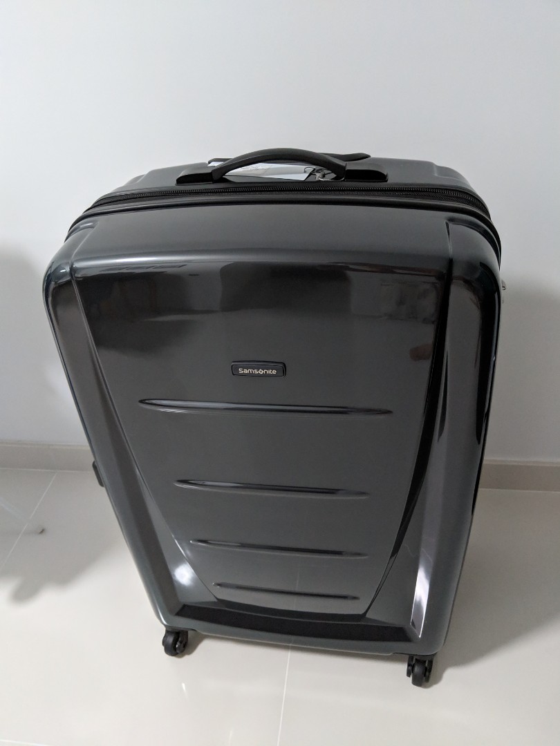 samsonite 76cm expandable spinner