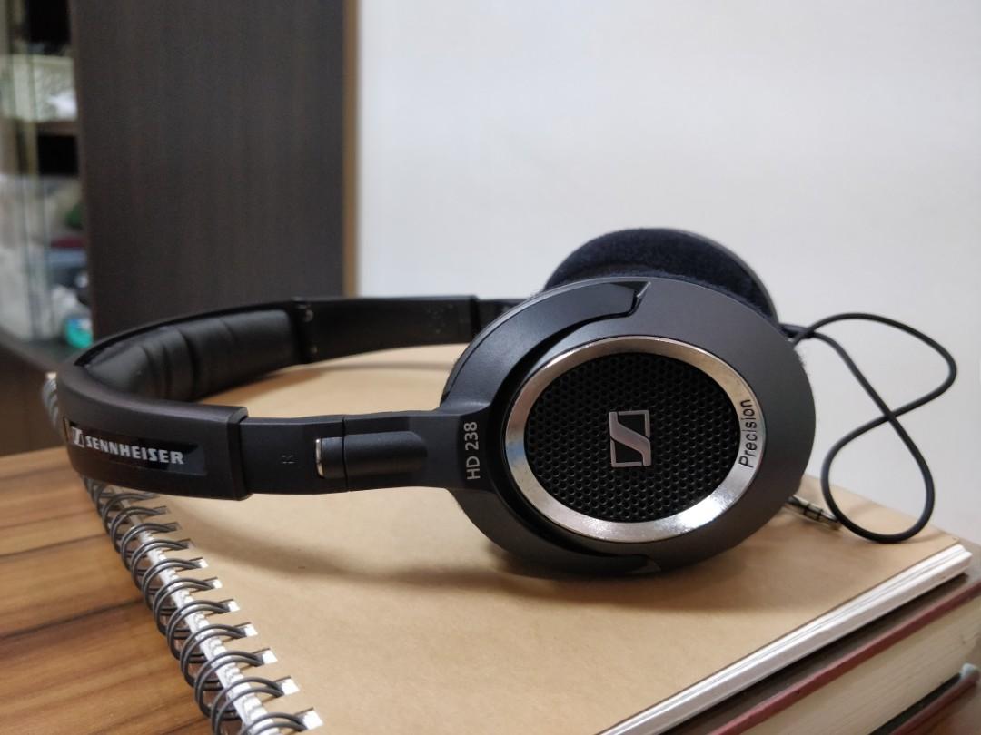 Sennheiser HD 238, Audio, Headphones 