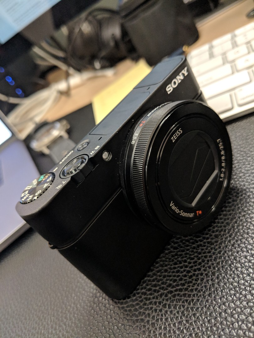 Sony RX100iii, Photography, Cameras on Carousell