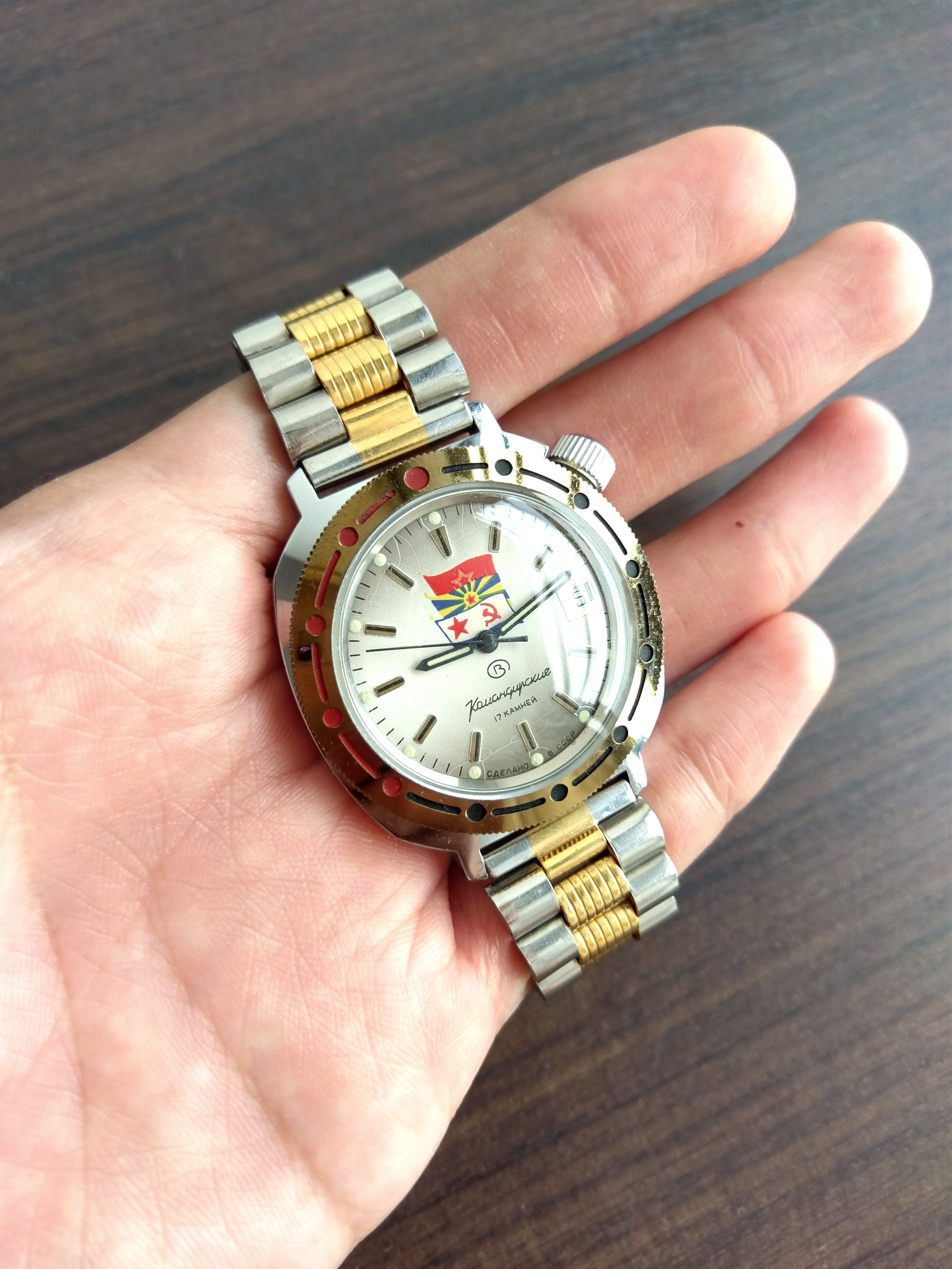 Vostok manual wind on sale