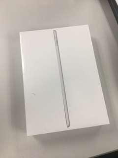 iPad 5th Gen Wifi Cellular 128gb Silver