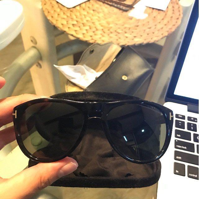 Authentic Tom Ford Sunglasses (NO FAKE), Luxury, Accessories on Carousell
