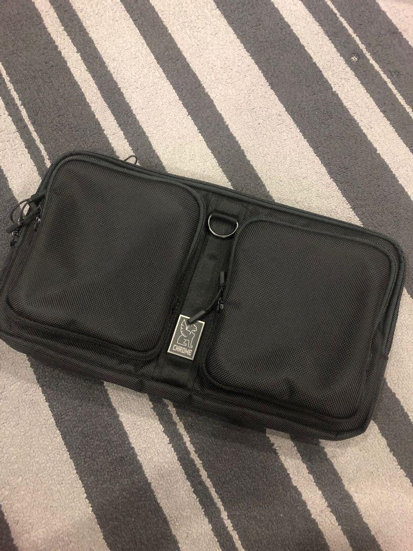 CHROME INDUSTRIES MXD segment sling bag Men s Fashion Bags Sling Bags on Carousell