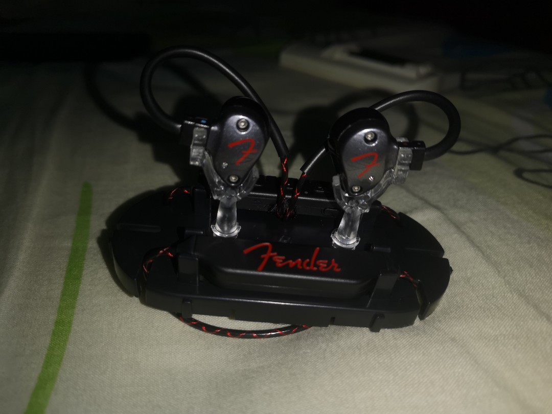 FENDER PURESONIC PREMIUM WIRELESS BLUETOOTH EARBUDS Audio