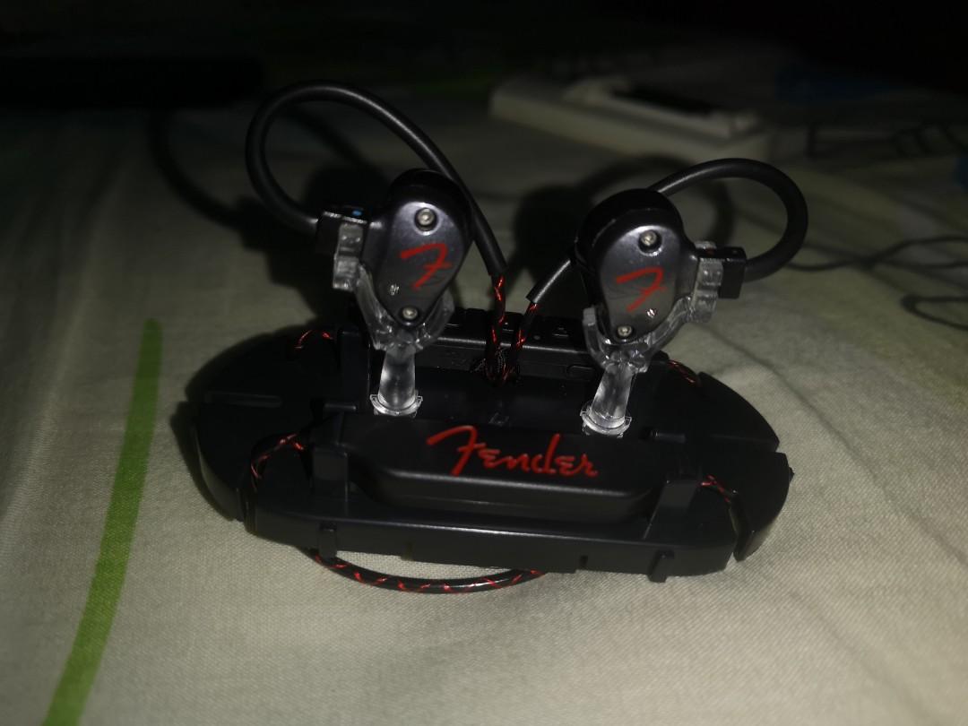 Fender Puresonic Premium Wireless Earphones