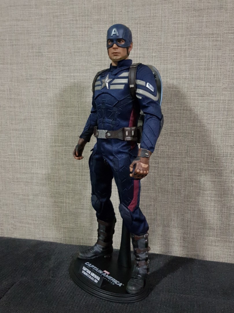 Hot toys captain america winter soldier sales