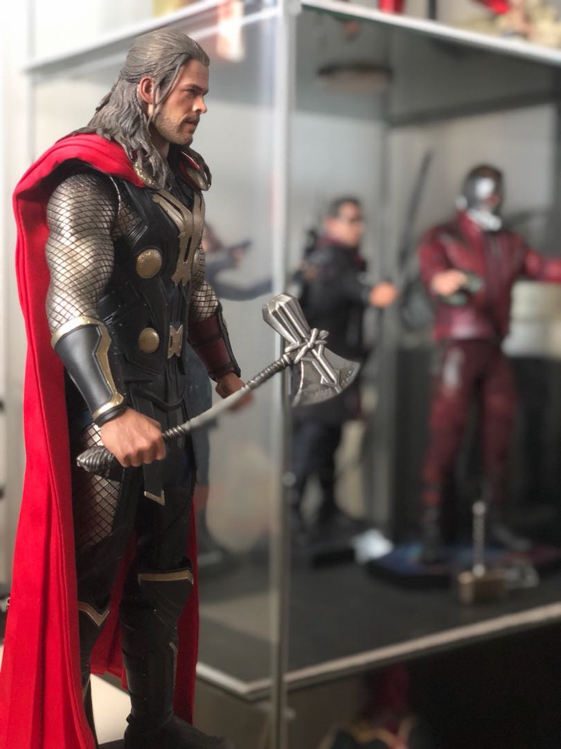 Thor stormbreaker hot sale hot toys