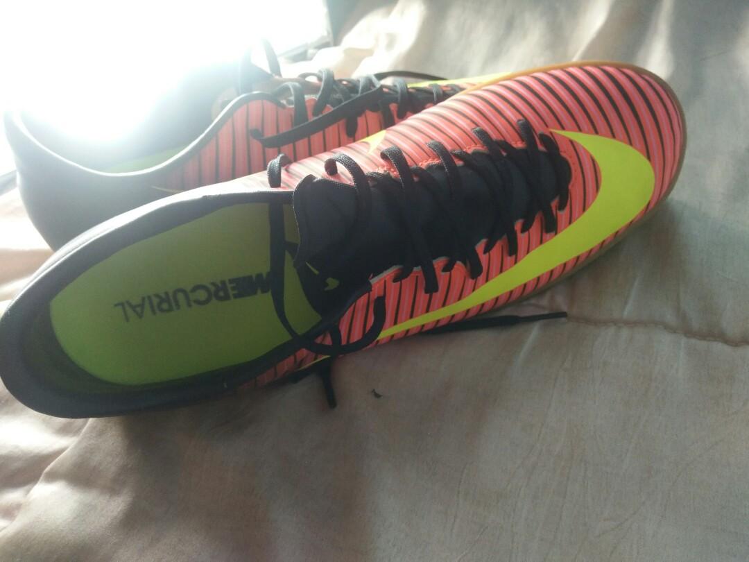 kasut futsal nike 2020
