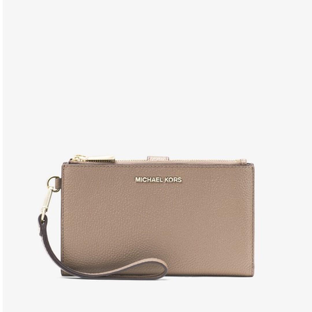 michael kors adele smartphone wallet