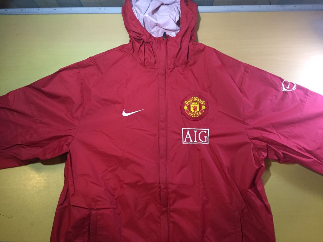 Nike Manchester United Jacket Men S Fashion Clothes Outerwear On Carousell