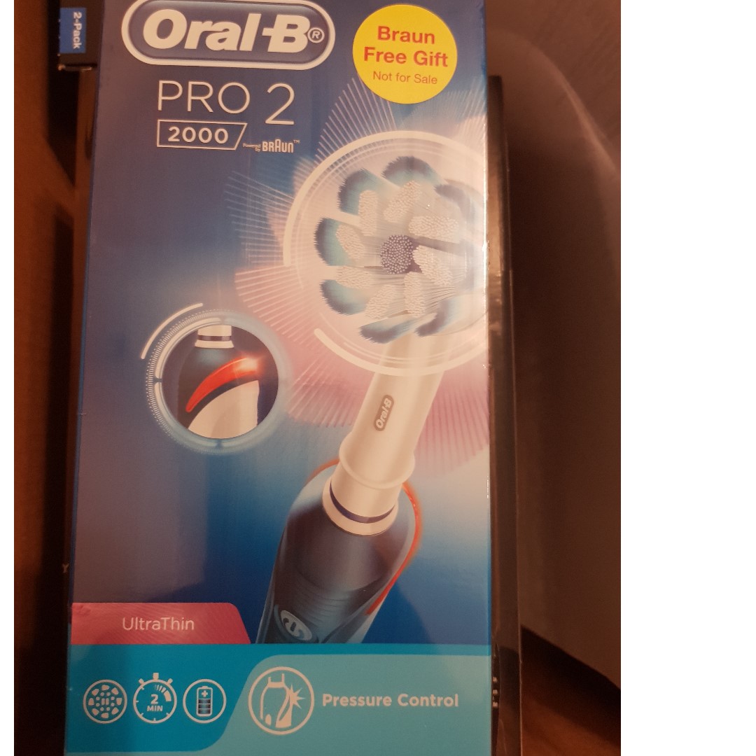 Oral B Pro 2 2000 Electric Toothbrush Health Beauty Bath Body On Carousell