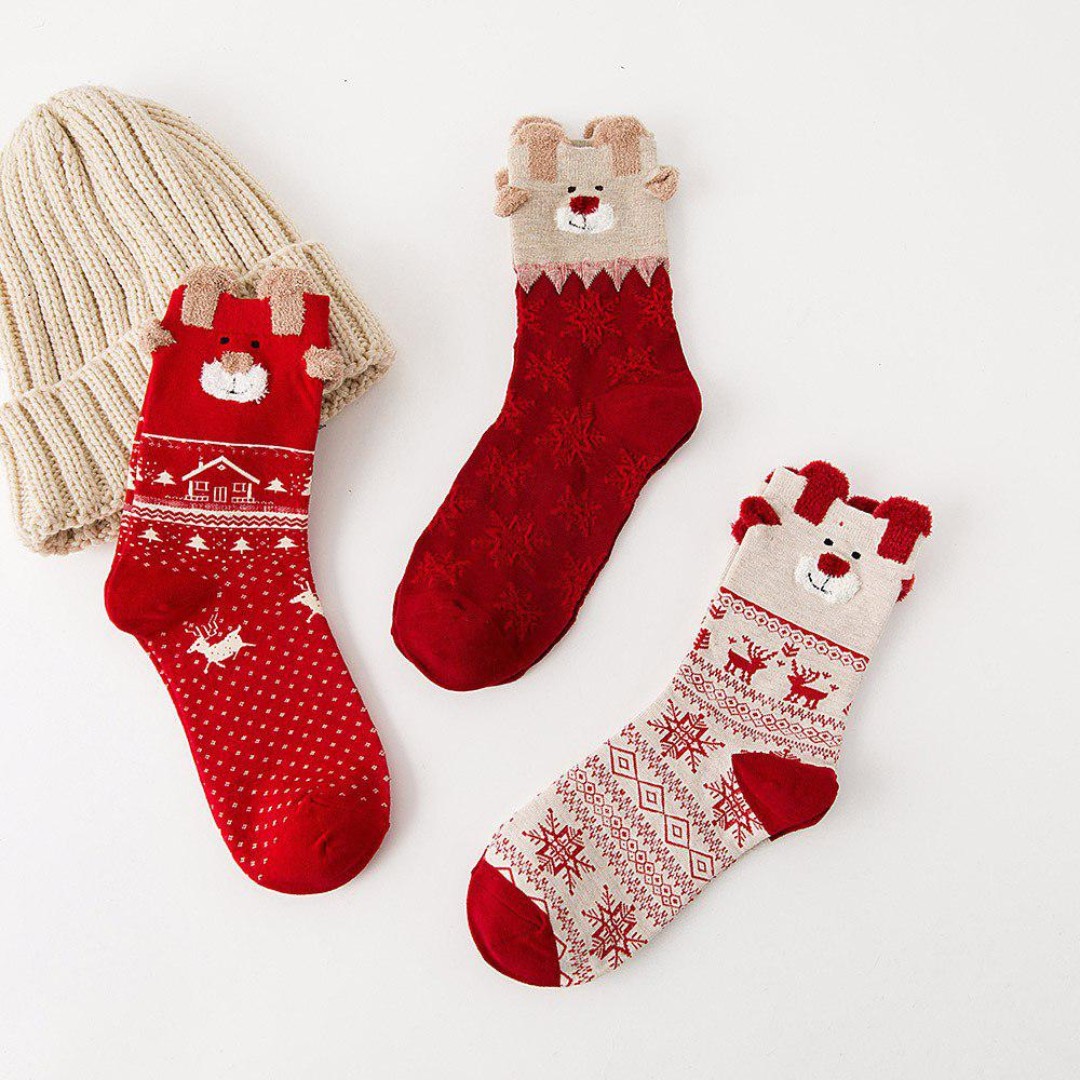 [PO] Reindeer Christmas Socks, Men's Fashion, Watches & Accessories ...