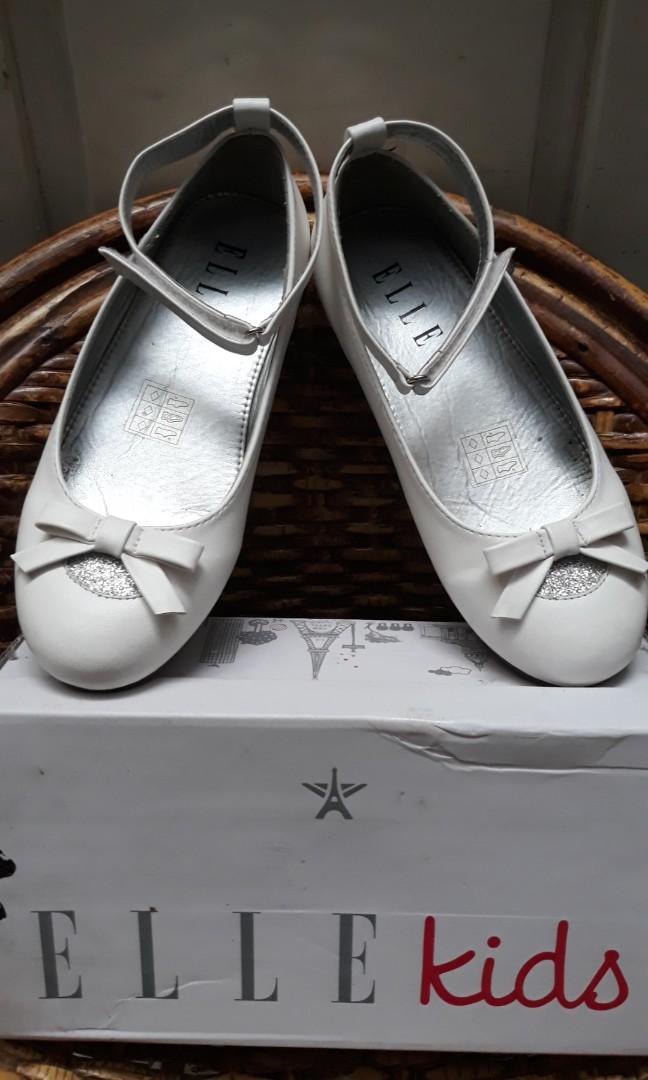Pre loved Elle white doll shoes (Category: Babies & Kids Fashion) located in Valenzuela. Submitted by ccdguzman (Listing ID 199803575, Image 1). Description: Pre loved Elle white doll shoes Used twice For my daughters 1st communion and wedding EU size: 34 US size: 3.
