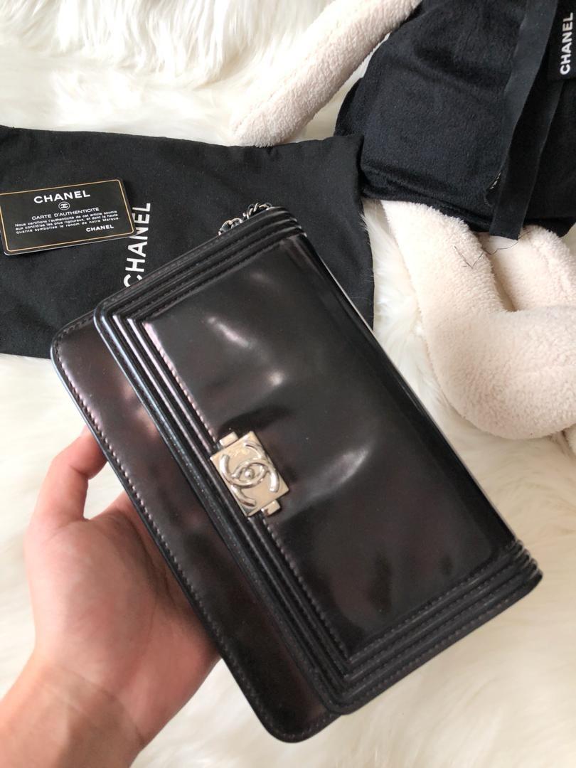 chanel wallet on chain preloved