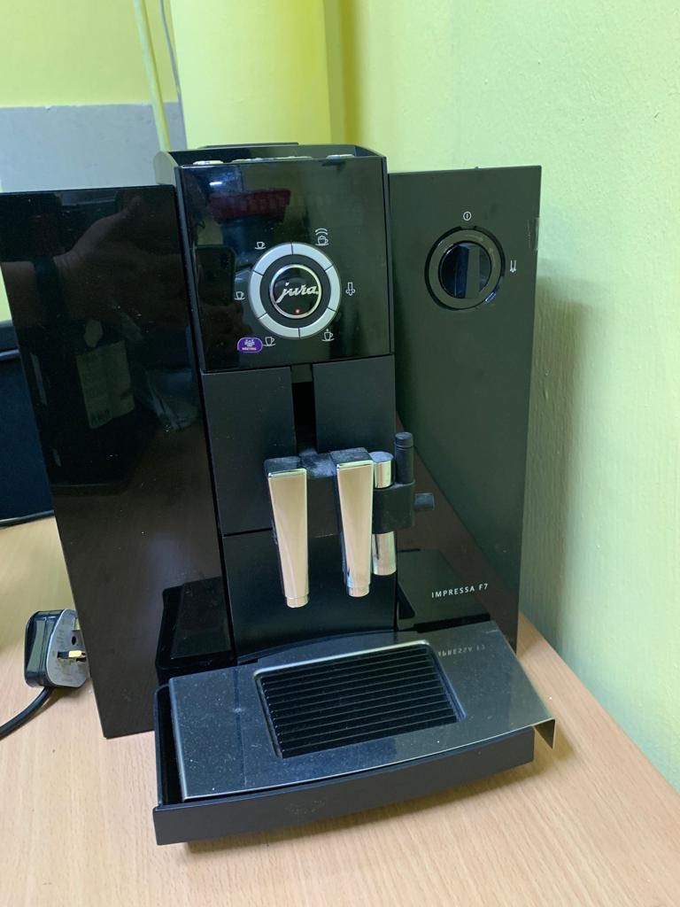 Professional Automatic Coffee Machine Jura IMPRESSA F7, Home Appliances