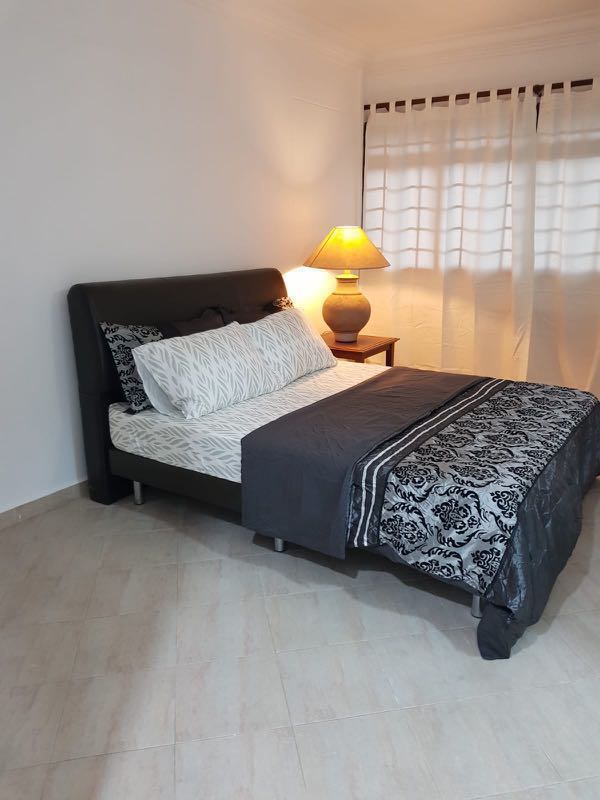 (Category: ) located in . Submitted by ConcreteAngel (Listing ID 197907697, Image 1). Description: .