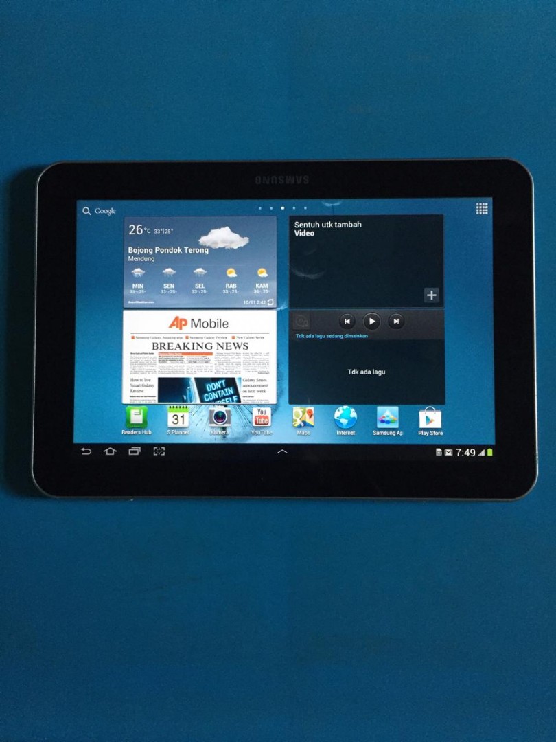 Samsung Tab 8 9inc P7300 3g Silver Batangan No Minus Telepon Seluler Tablet Tablet Di Carousell