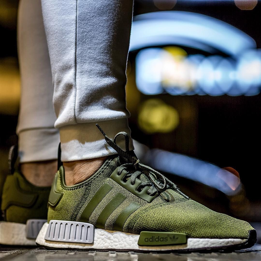 nmd r1 japan footlocker