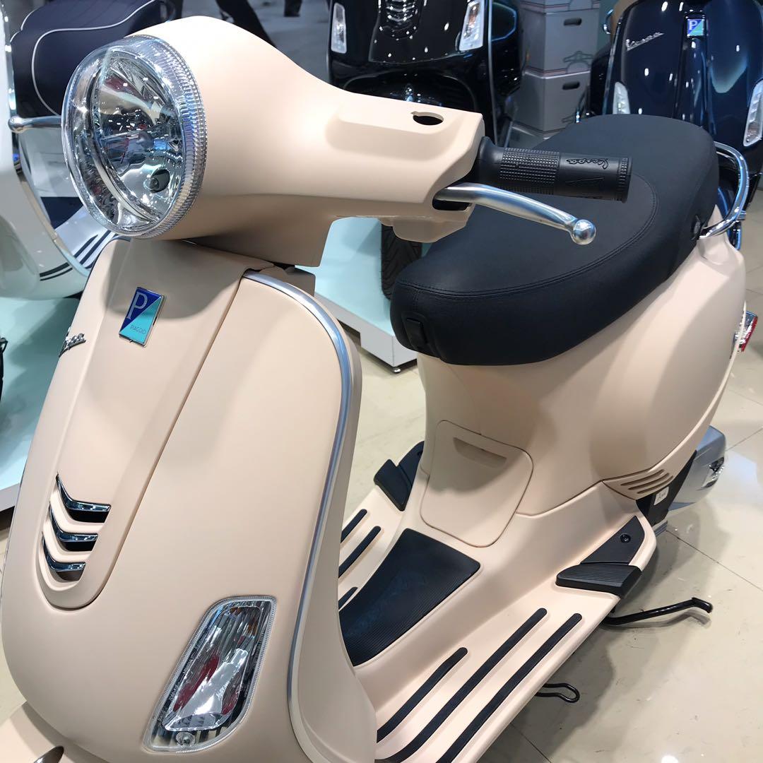 Vespa 125cc 義式浪漫消光棕 限量全額貸 機車 新車在旋轉拍賣